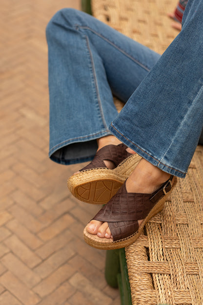 Kyra Croco espadrilles in Coffee