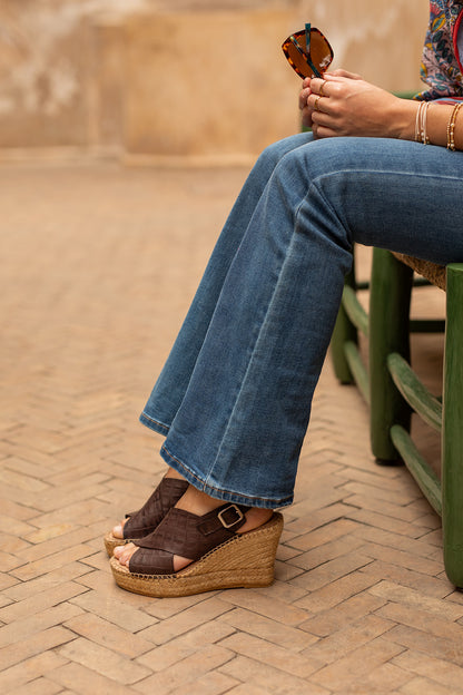 Kyra Croco espadrilles in Coffee