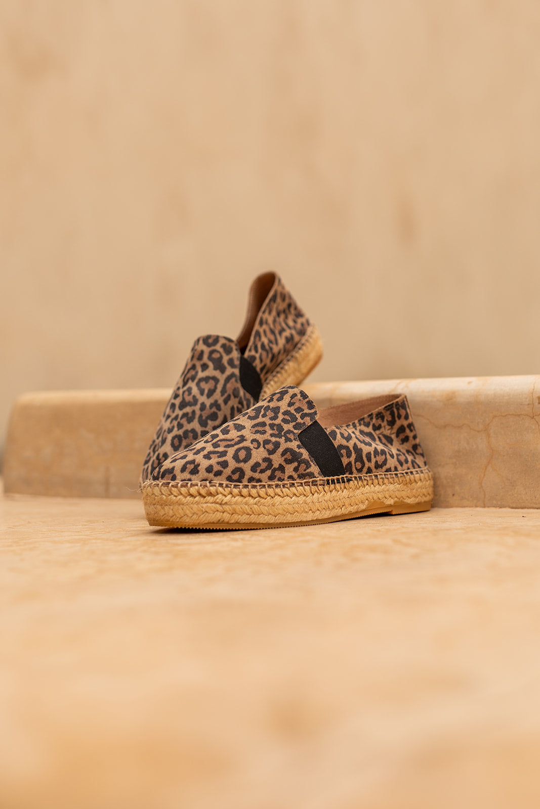 Paz Leo espadrilles loafers in Cognac