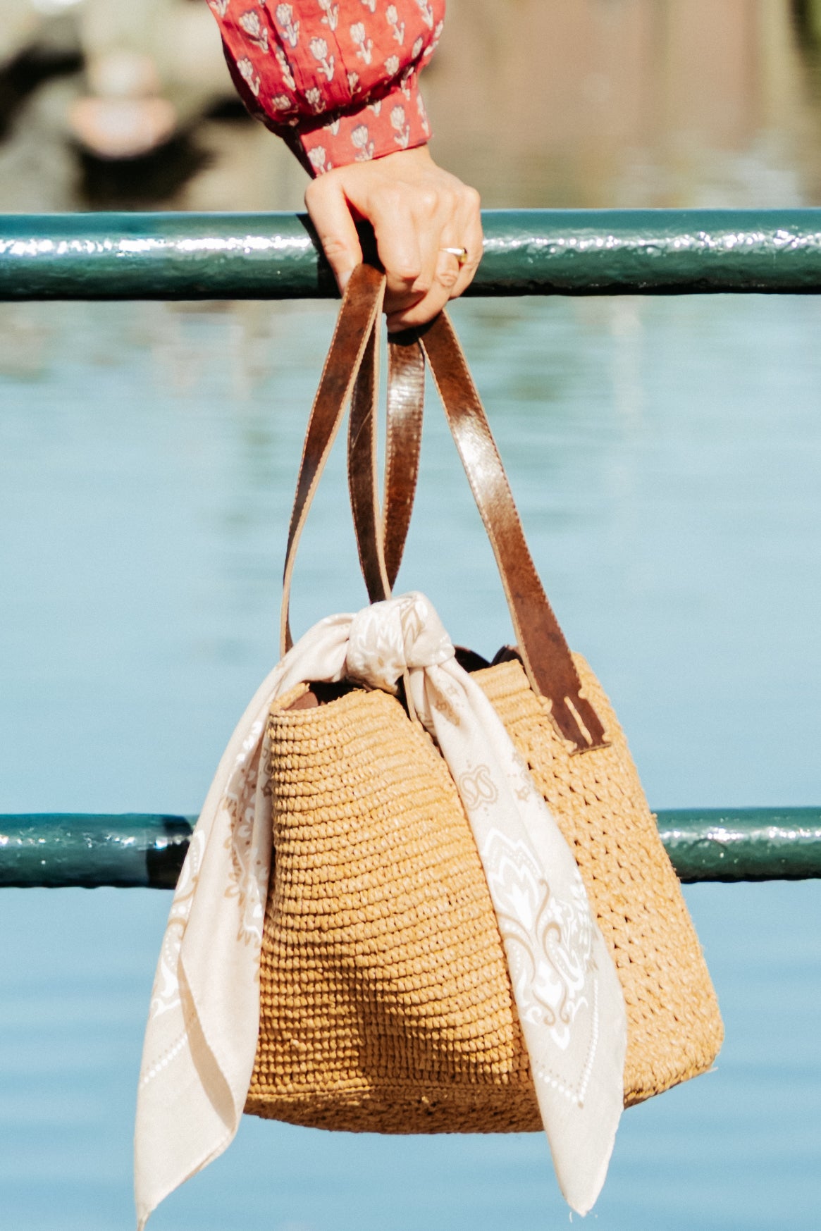 Mare basket bag in raffia | Cinnamon