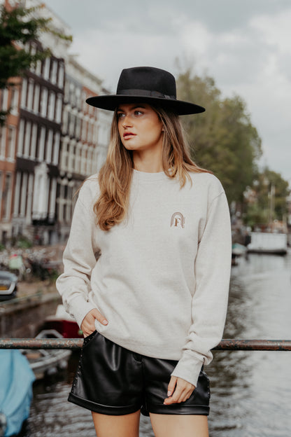 Sweater long sleeve in Oatmeal | Feliz