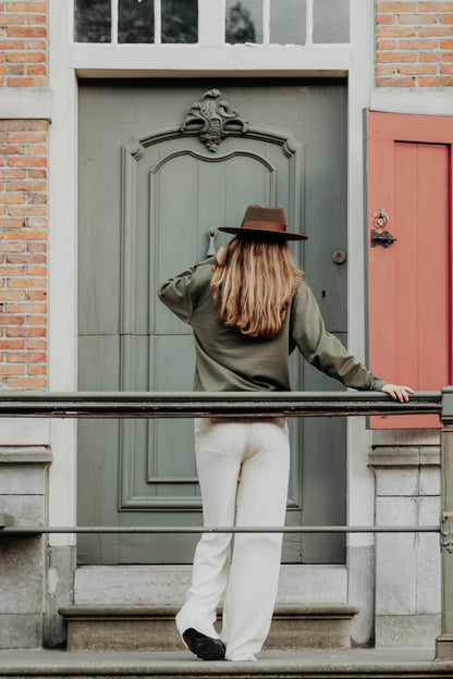 Sweater long sleeve in Khaki | Feliz