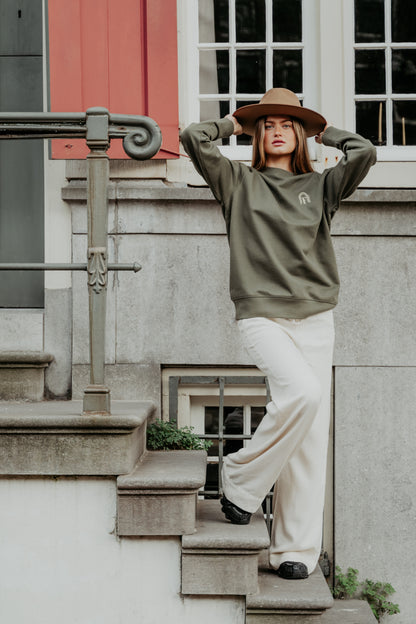 Sweater long sleeve in Khaki | Feliz