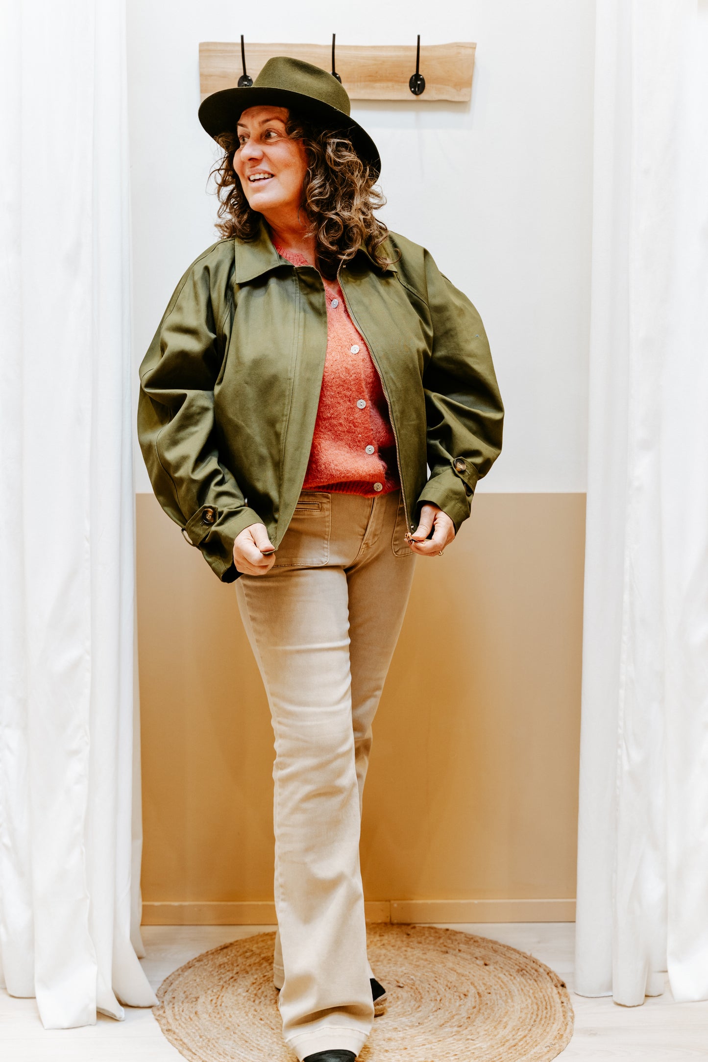 Short jacket with XL pockets | Sofie Schnoor