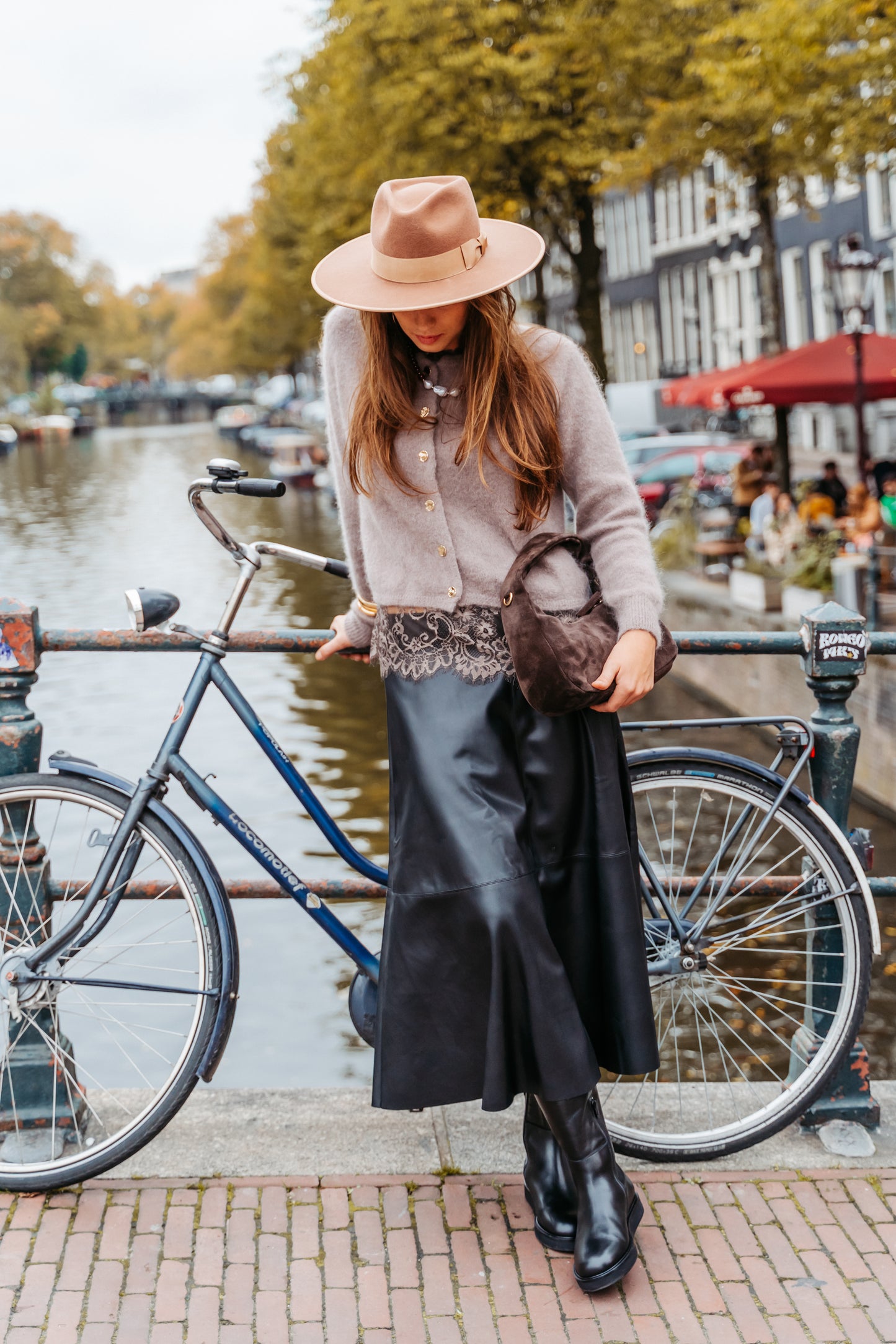 Mila hoge laarzen in Black