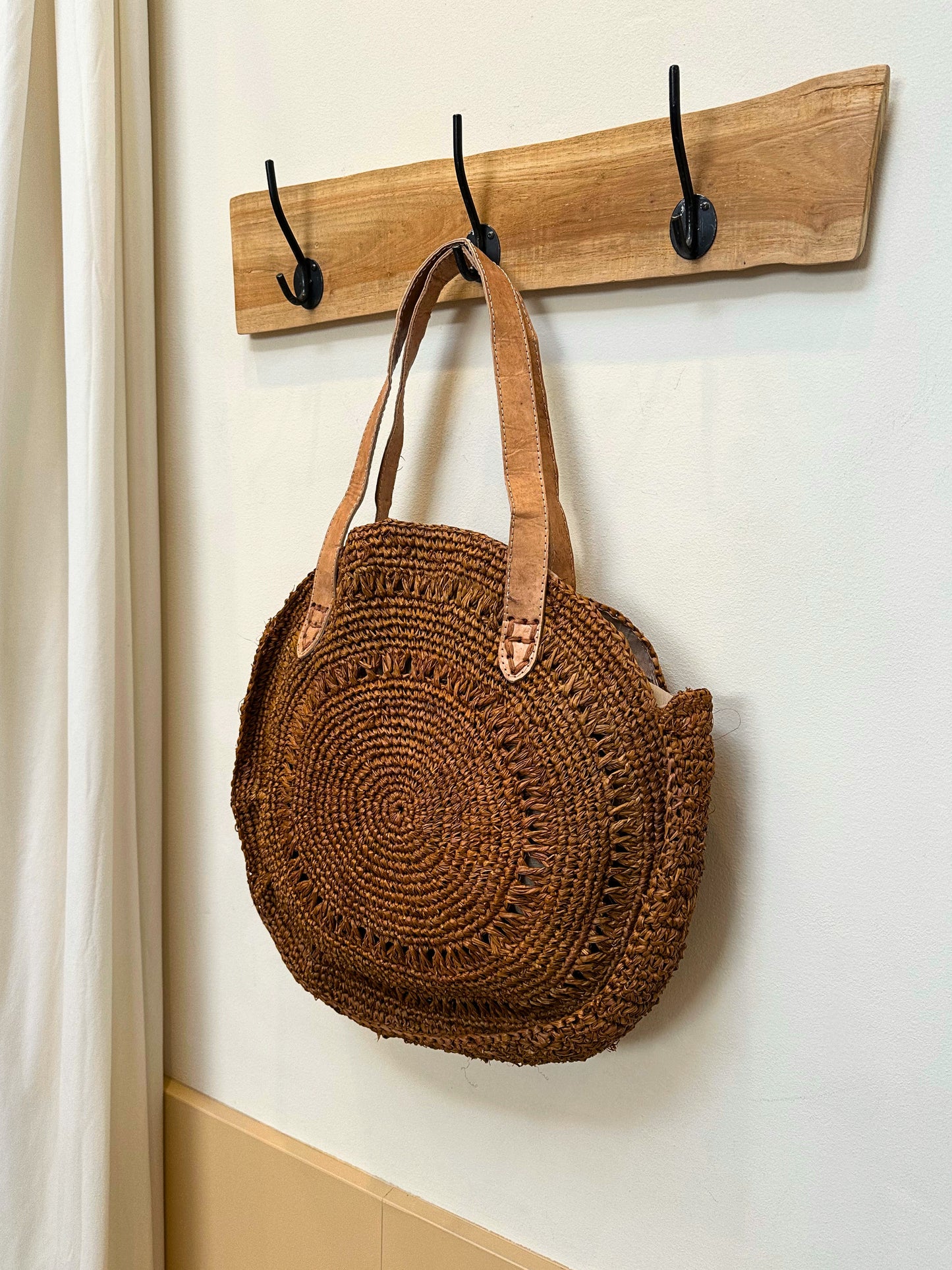 Luca round raffia bag | Cinnamon