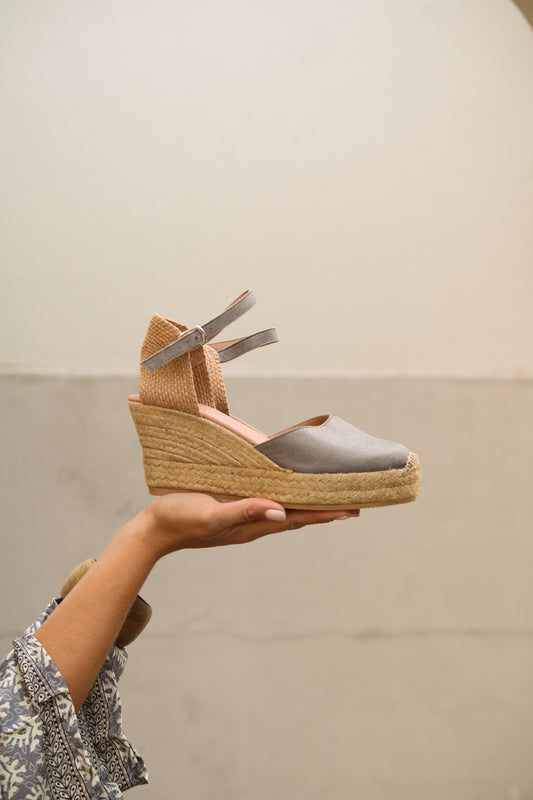 Kenza metallic espadrilles in blik