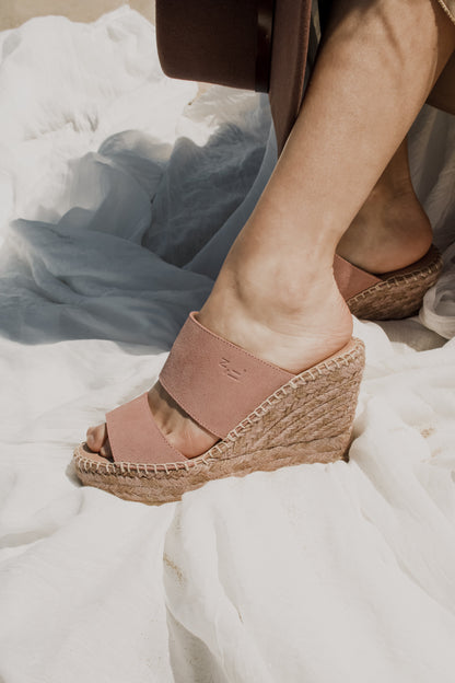 Liv Bi clr wedge espadrilles in Roset