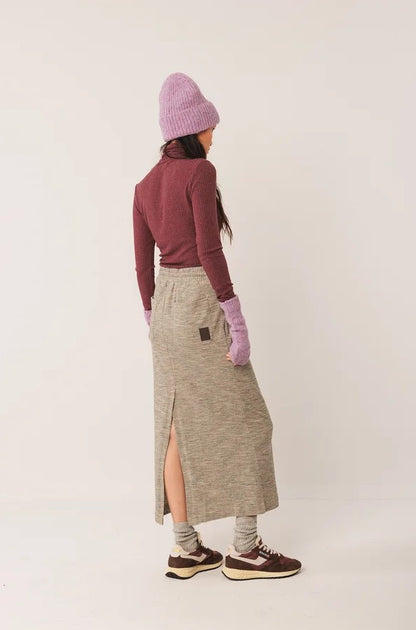 Long sleeve shirt rib knit in Raspberry | Indi & Cold