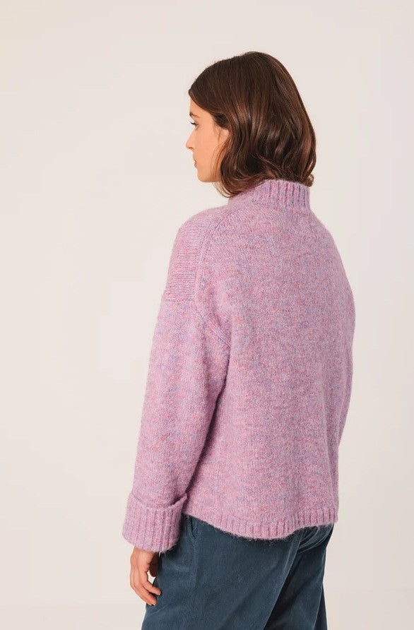 Chunky knitted sweater with a turtle neck in Lavender | Indi & Cold