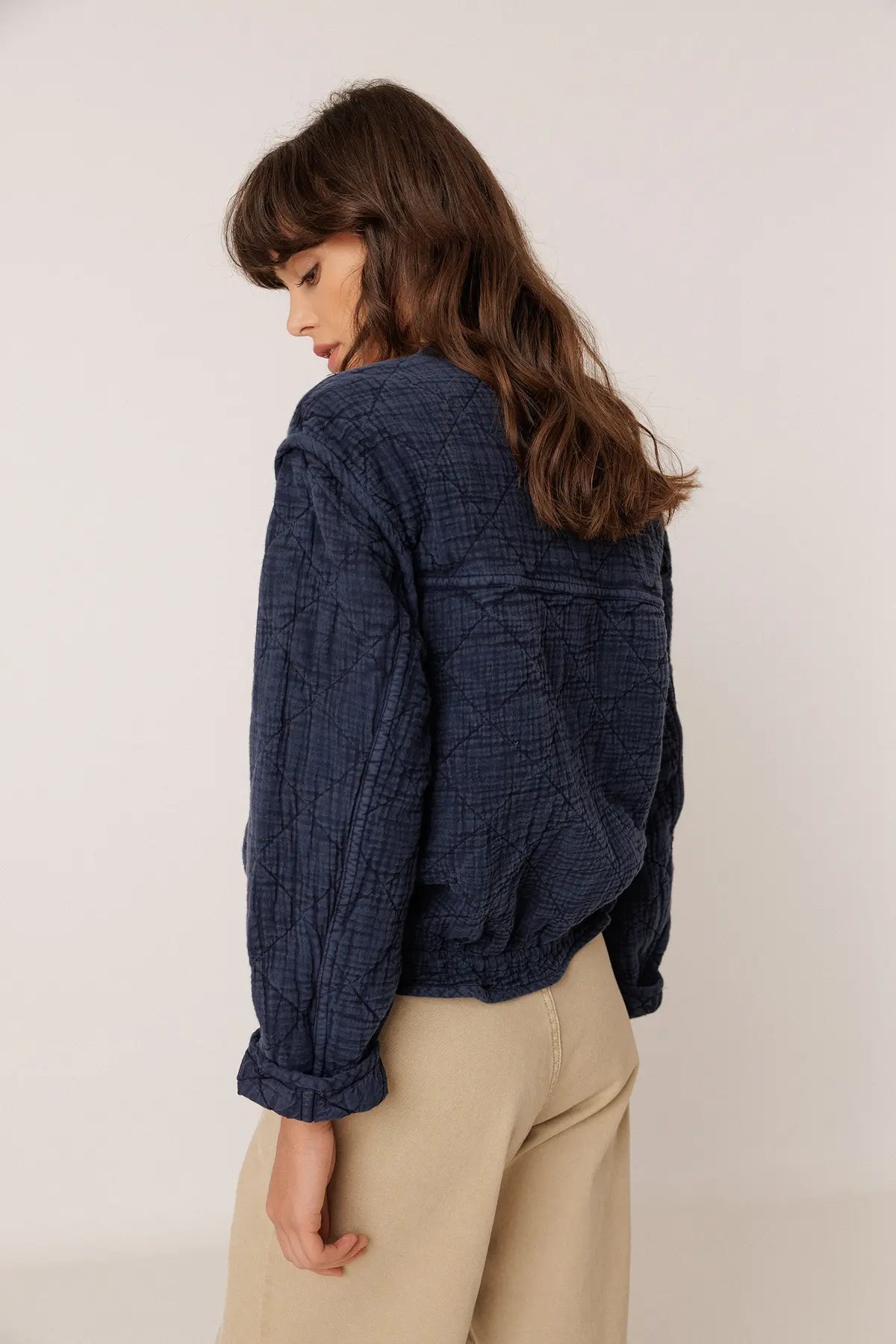 Indi & Cold Quilted Cotton-Gauze Jacket in Indigo Blue