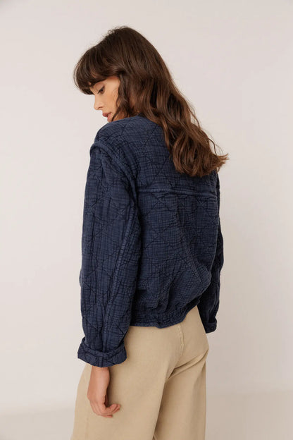Indi & Cold Quilted Cotton-Gauze Jacket in Indigo Blue