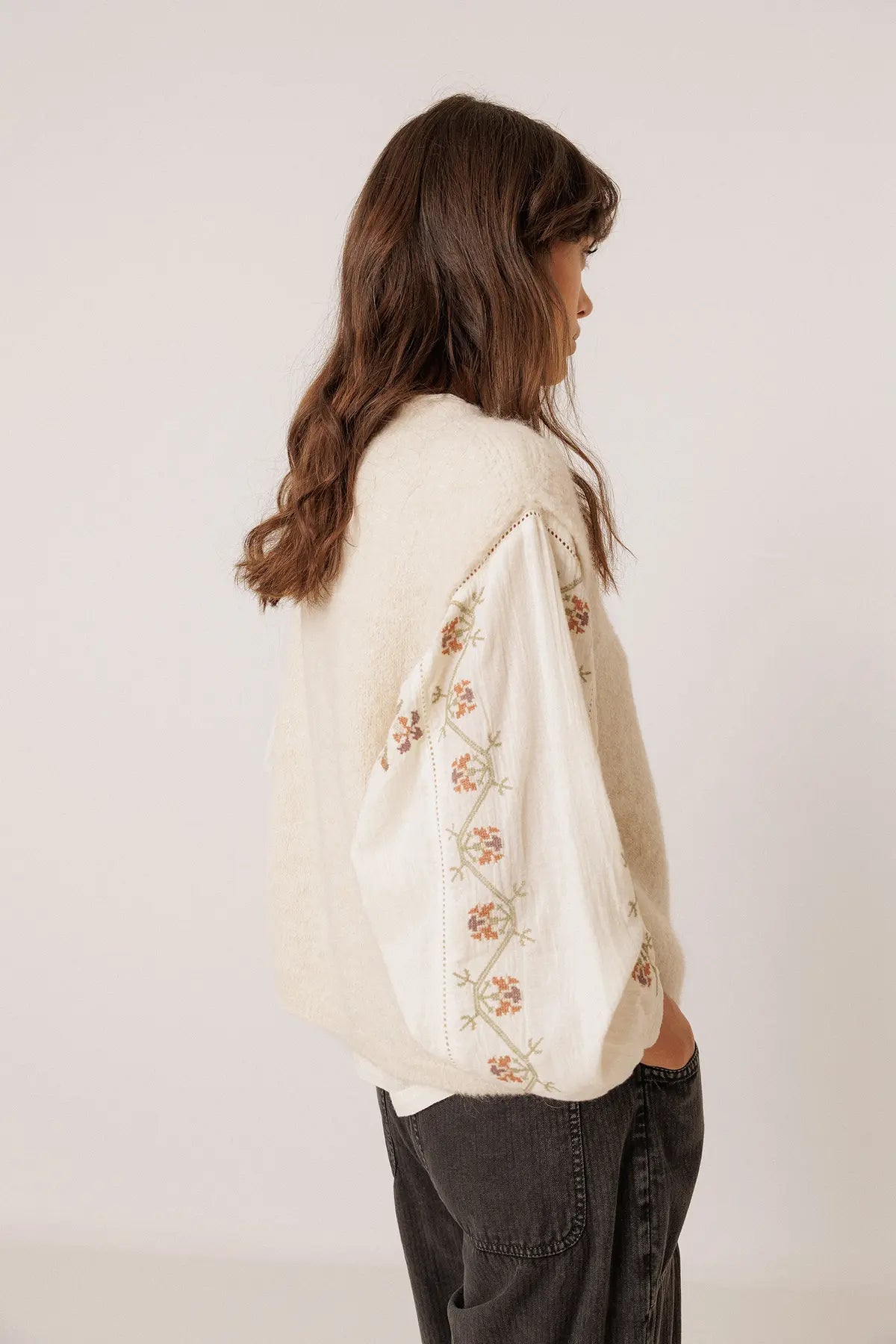 Indi & Cold Sleeveless Knit Vest in Ecru