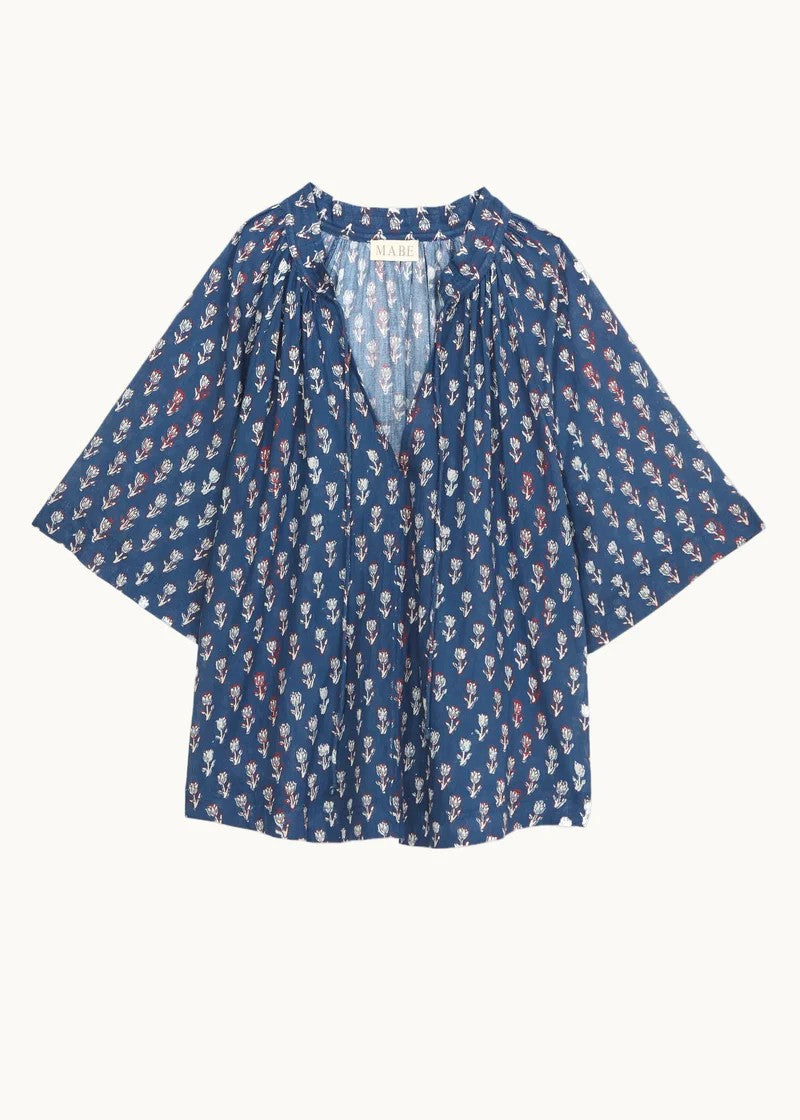 Short sleeve summer blouse with tulip print in Navy | M.A.B.E.