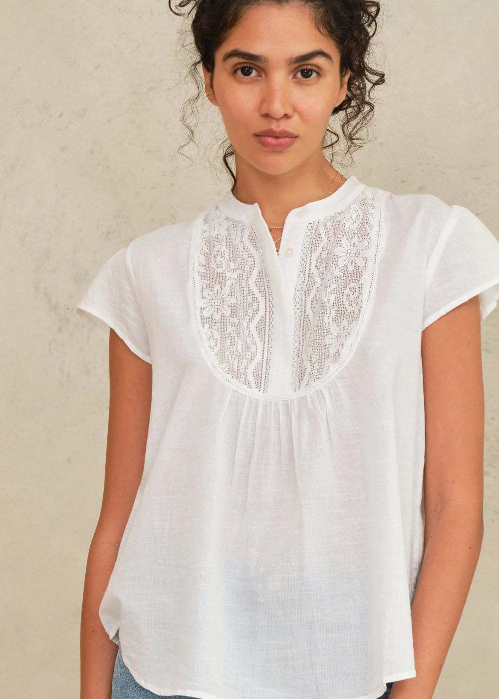 Short sleeve summer blouse in White | M.A.B.E.