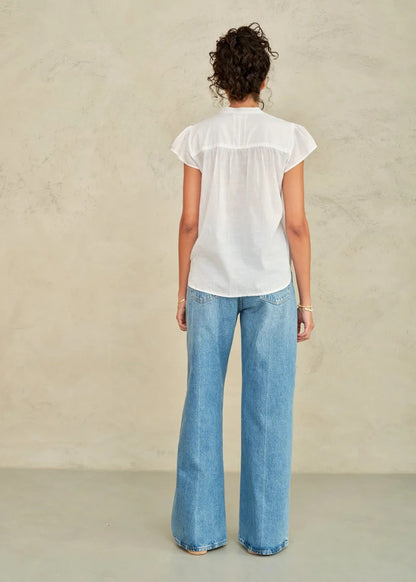 Short sleeve summer blouse in White | M.A.B.E.