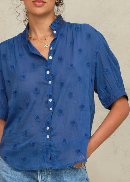 Blouse met bloemenborduursel in Blue | M.A.B.E.