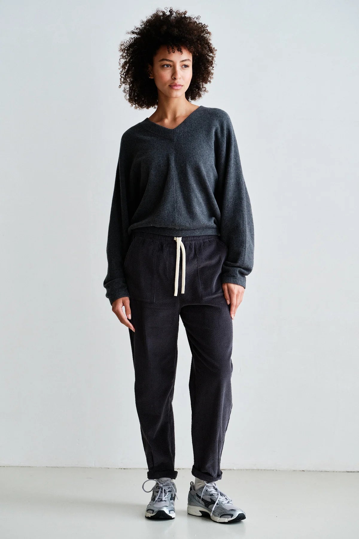 Penn & Ink Corduroy Trousers in Antra