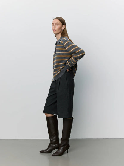 Bermuda shorts in Dark grey | Sofie Schnoor
