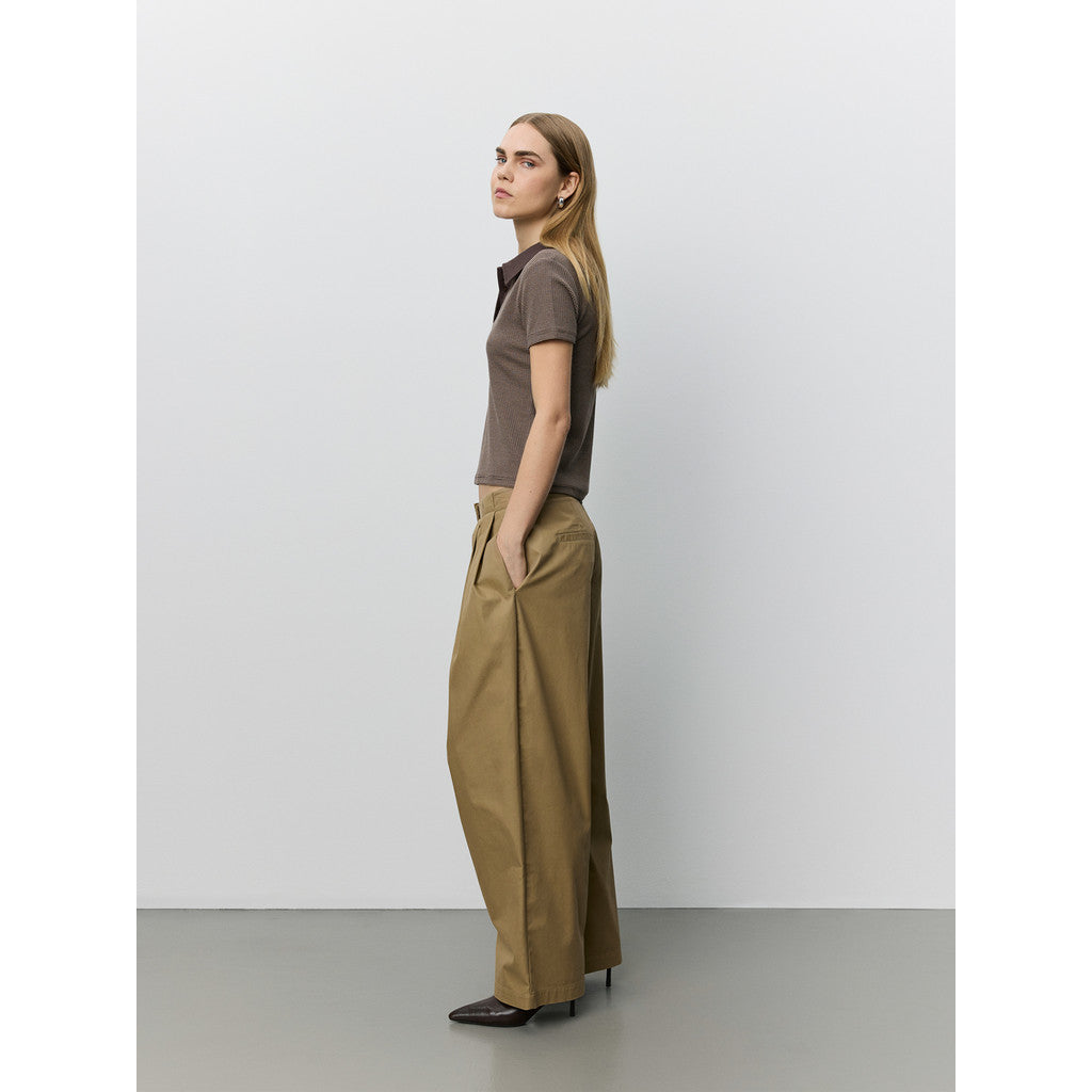Barrel trousers in Light brown | Sofie Schnoor