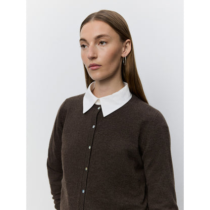 Basic woolen cardigan in Brown | Sofie Schnoor