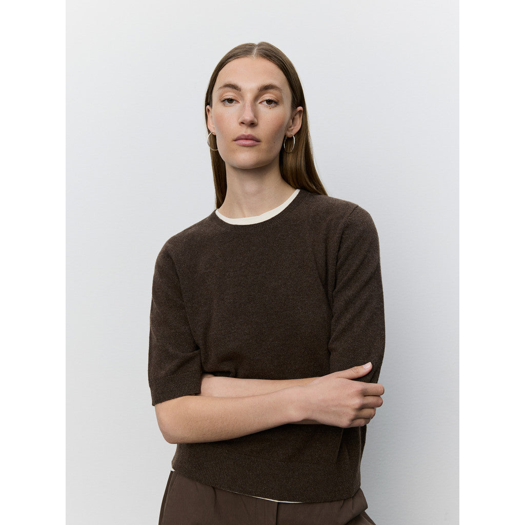 Short sleeve sweater in Brown | Sofie Schnoor
