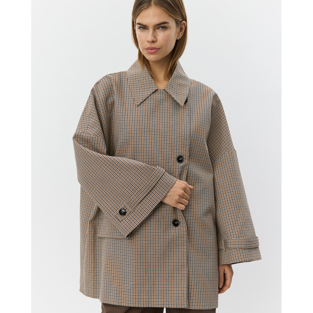 Oversize check jacket | Sofie Schnoor