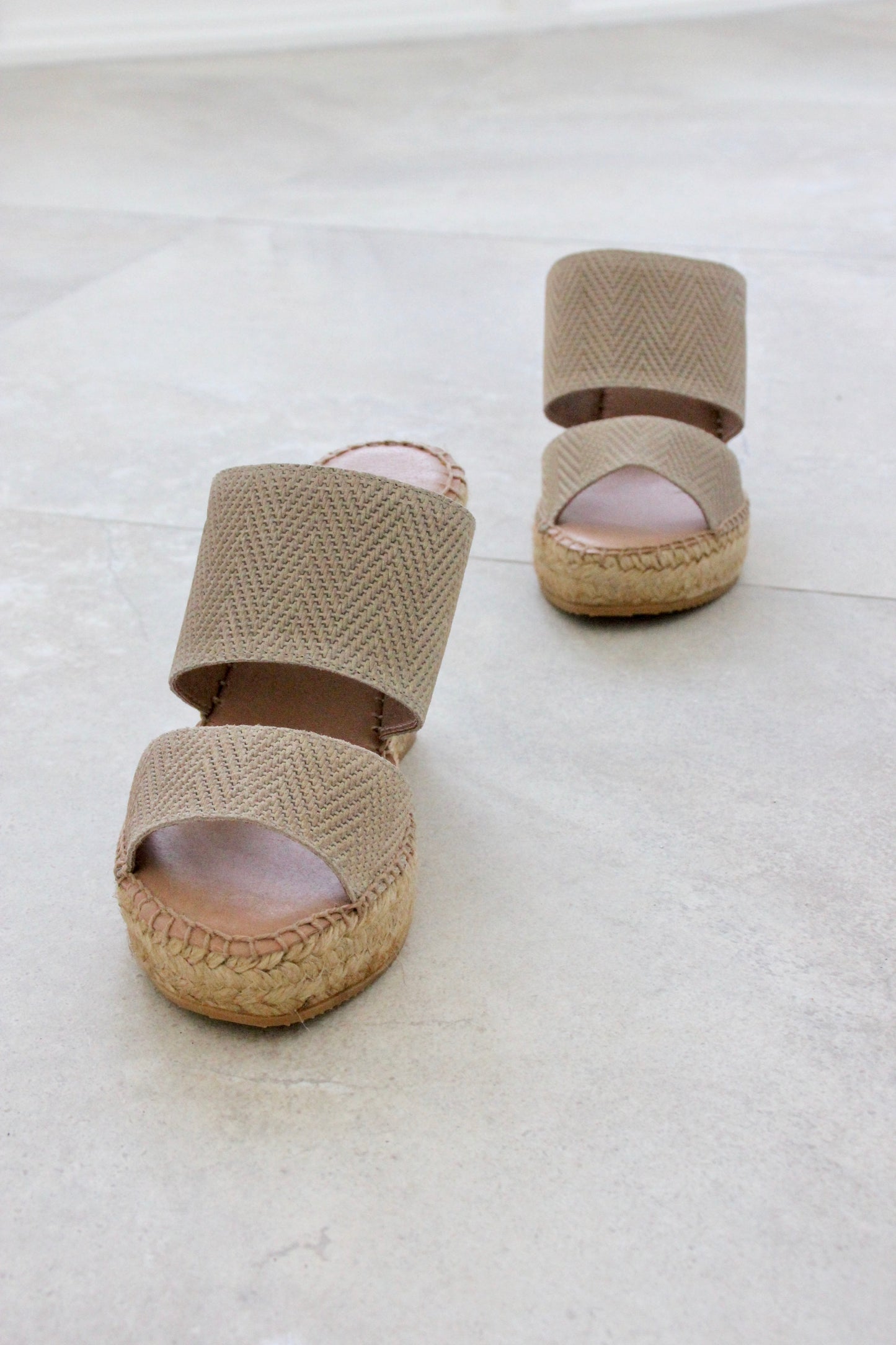 Liv twist espadrilles in Almond